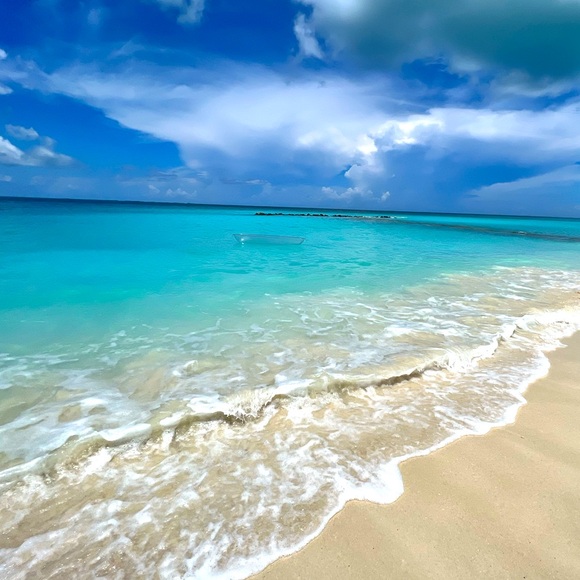 Meet your Posher! - Picture 1 of 1